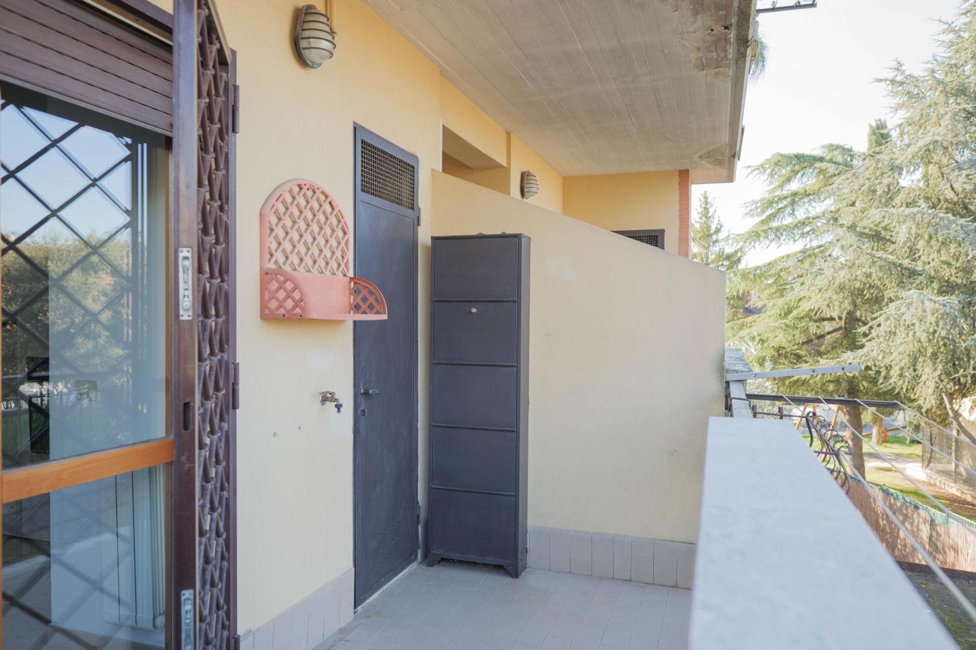 Casa Ghandi Vicino A Roma Con Box Auto E Wi-Fi Monterotondo  Exterior foto
